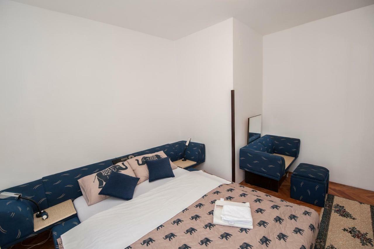 Apartmani Santa Barbara 트레빈예 외부 사진