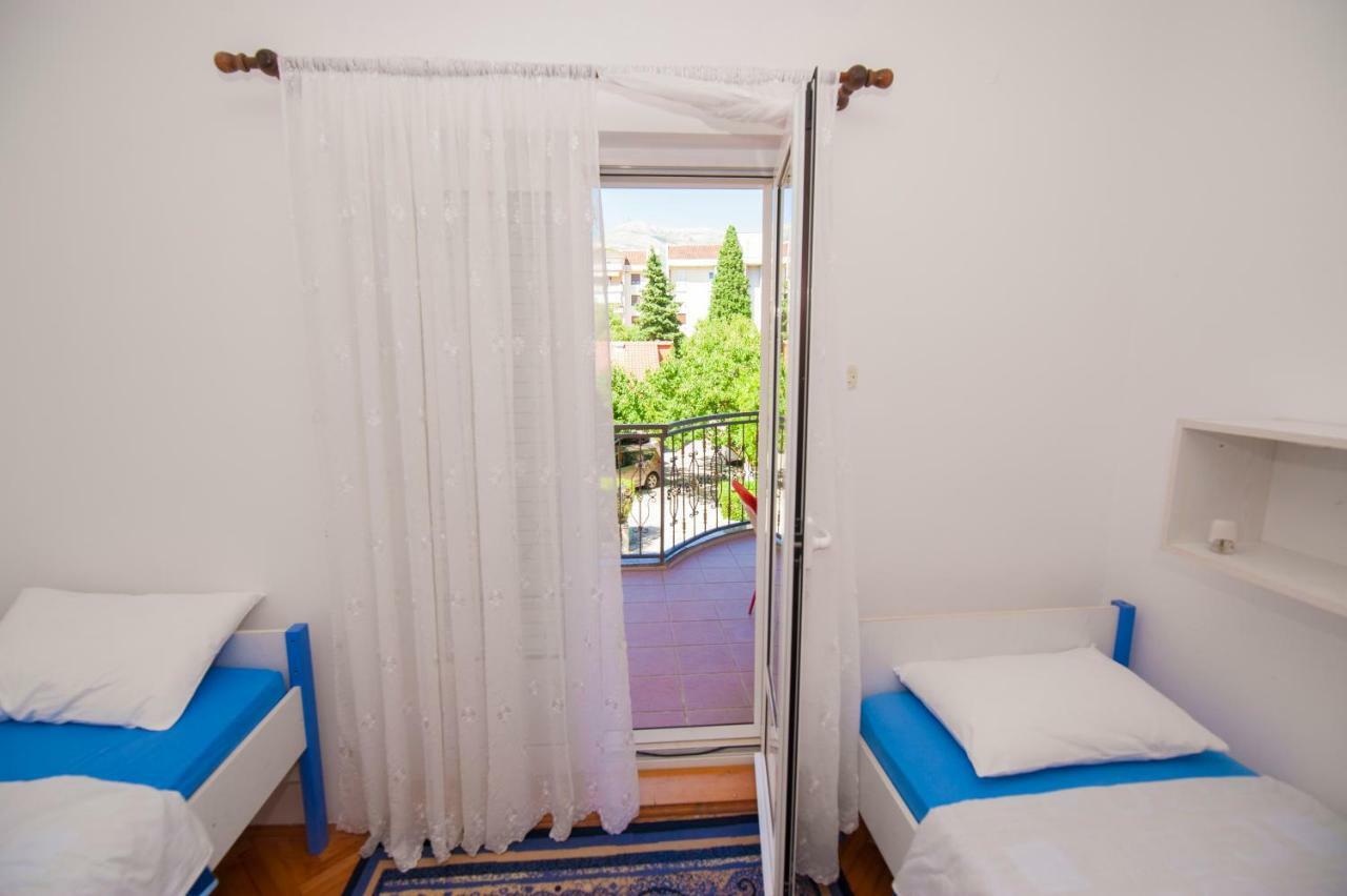 Apartmani Santa Barbara 트레빈예 외부 사진